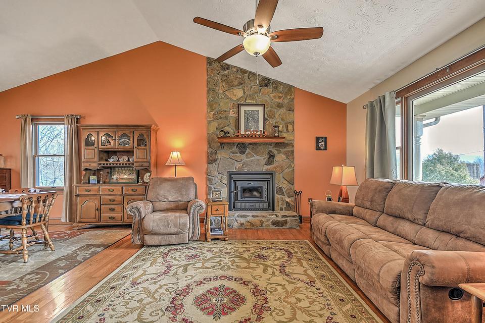 Photo #3: 188 Old Milligan Highway