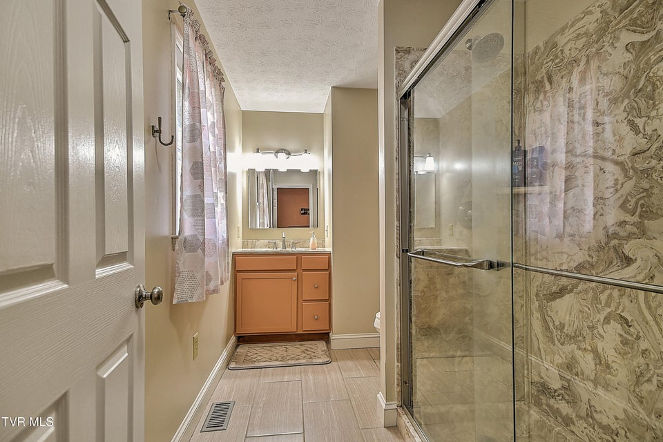 Photo #20: 188 Old Milligan Highway