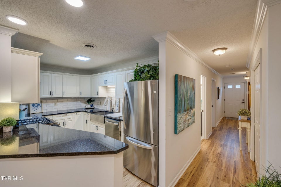 Photo #10: 617 Franklin Square Court