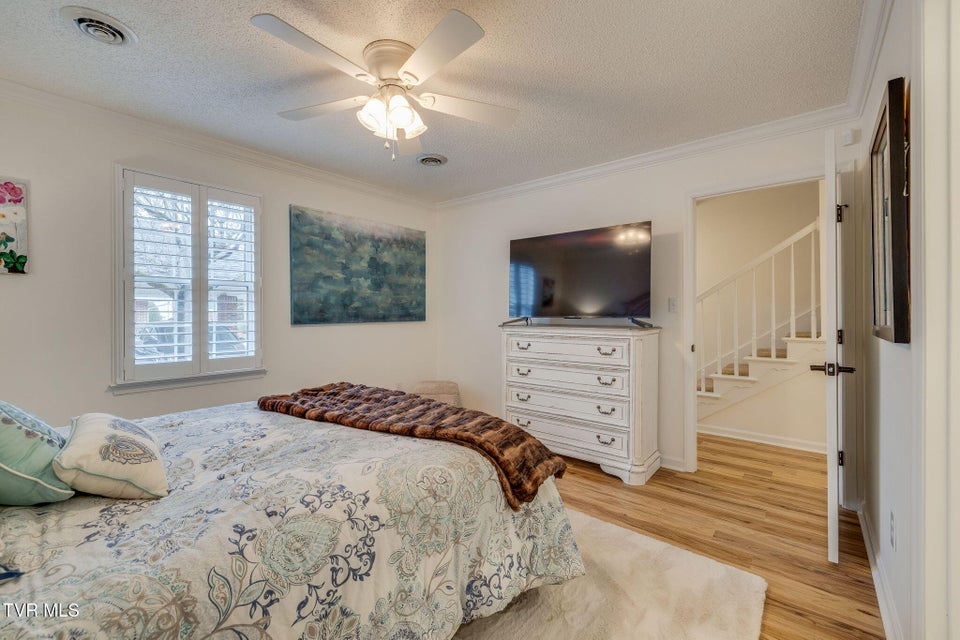 Photo #17: 617 Franklin Square Court