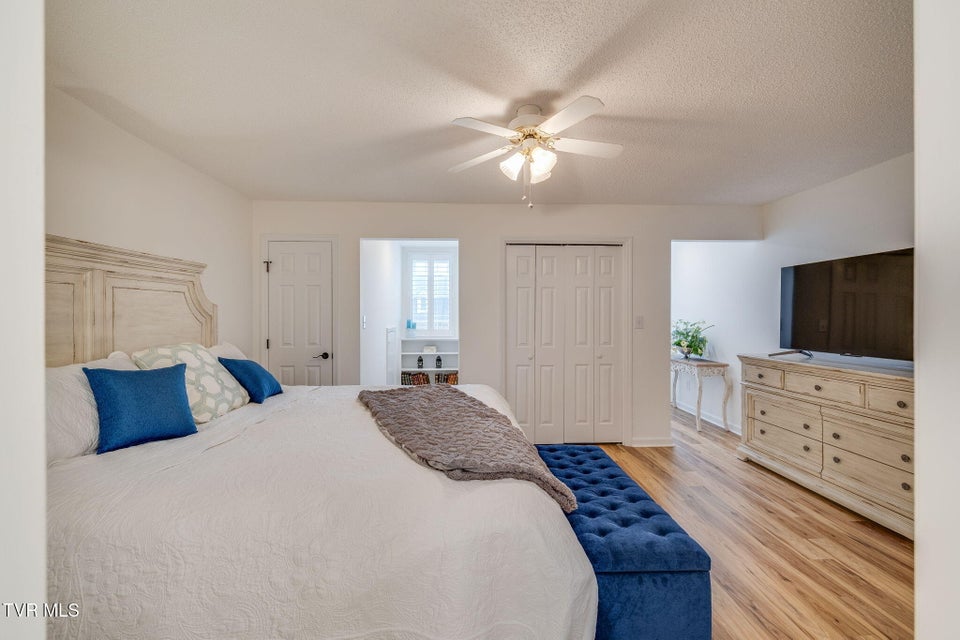 Photo #22: 617 Franklin Square Court