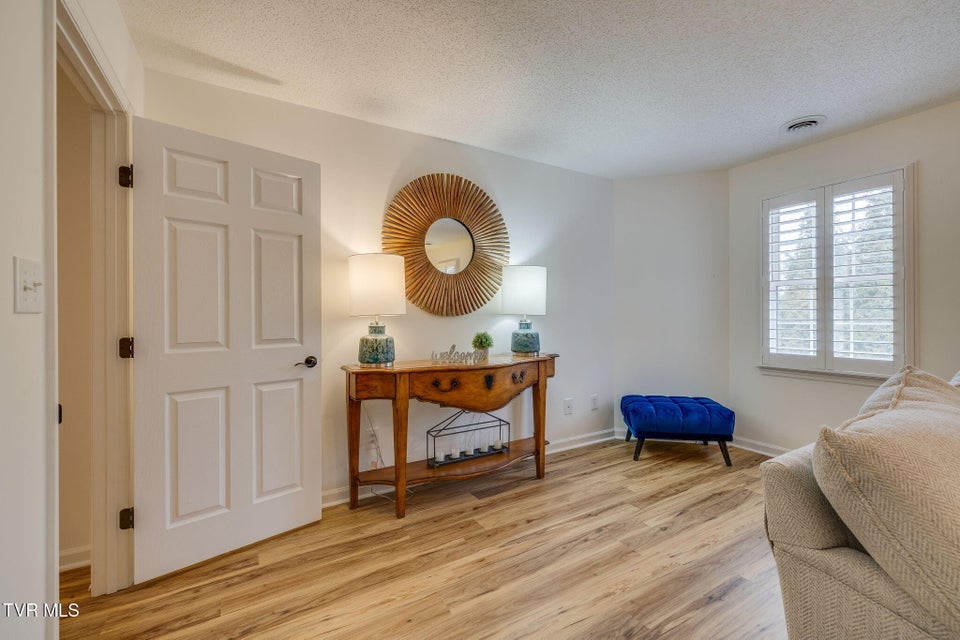 Photo #27: 617 Franklin Square Court