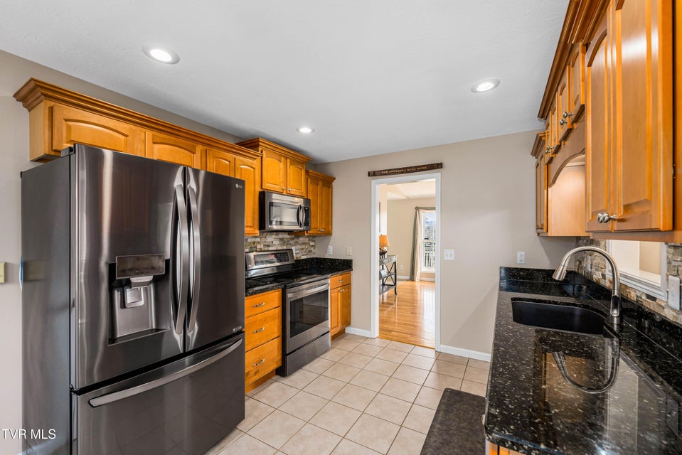 Photo #18: 86 Mulberry Bend