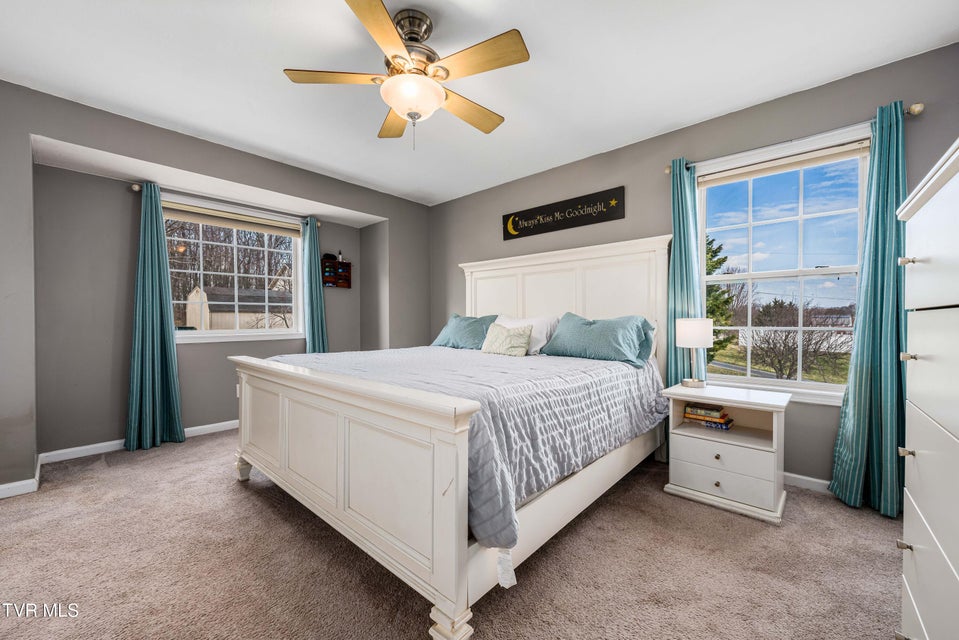 Photo #28: 86 Mulberry Bend