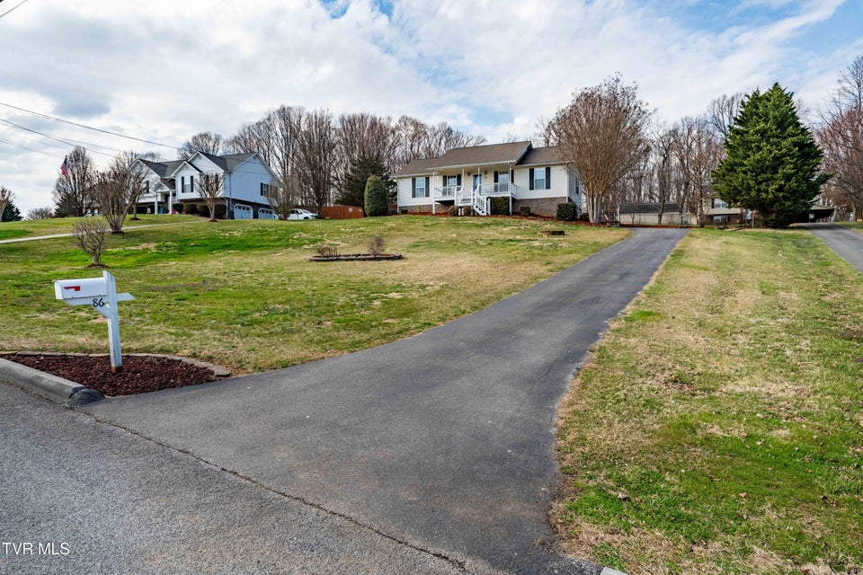 Photo #53: 86 Mulberry Bend