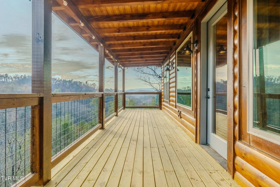 Photo #23: 756 Ski View Lane