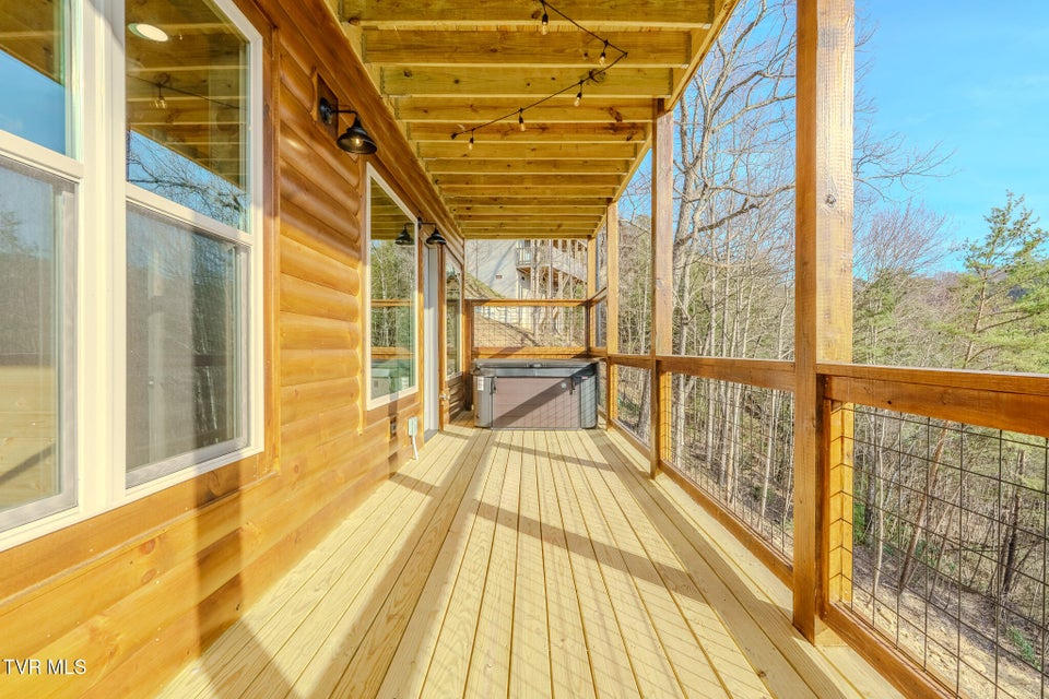 Photo #25: 756 Ski View Lane