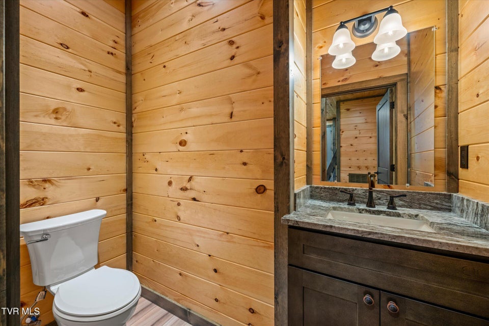 Photo #14: 756 Ski View Lane