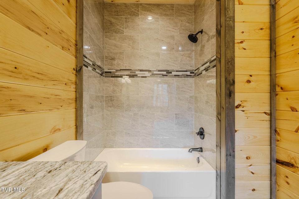 Photo #20: 756 Ski View Lane