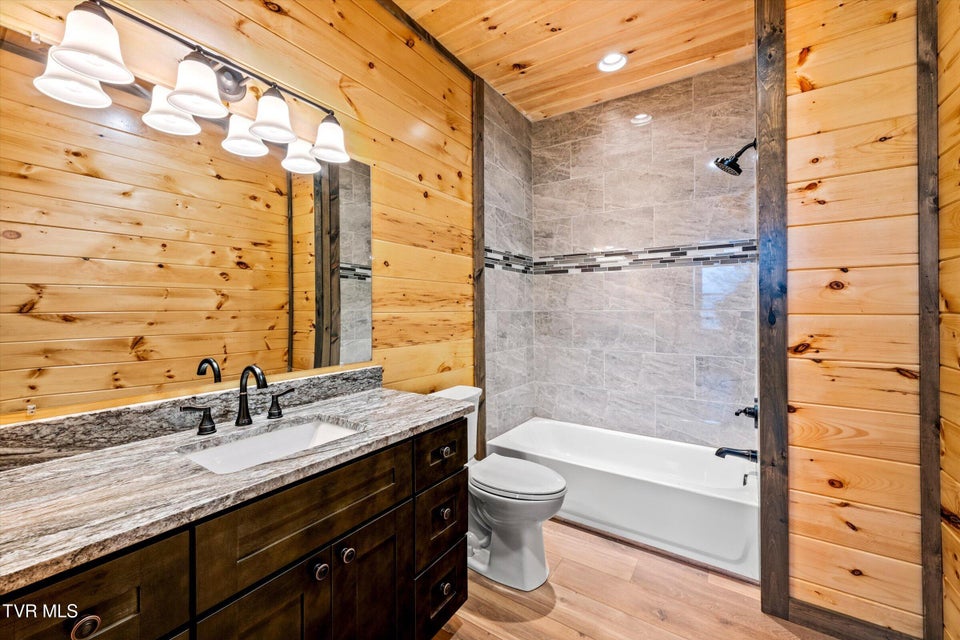 Photo #21: 756 Ski View Lane