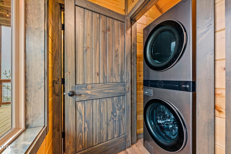 Photo #22: 756 Ski View Lane