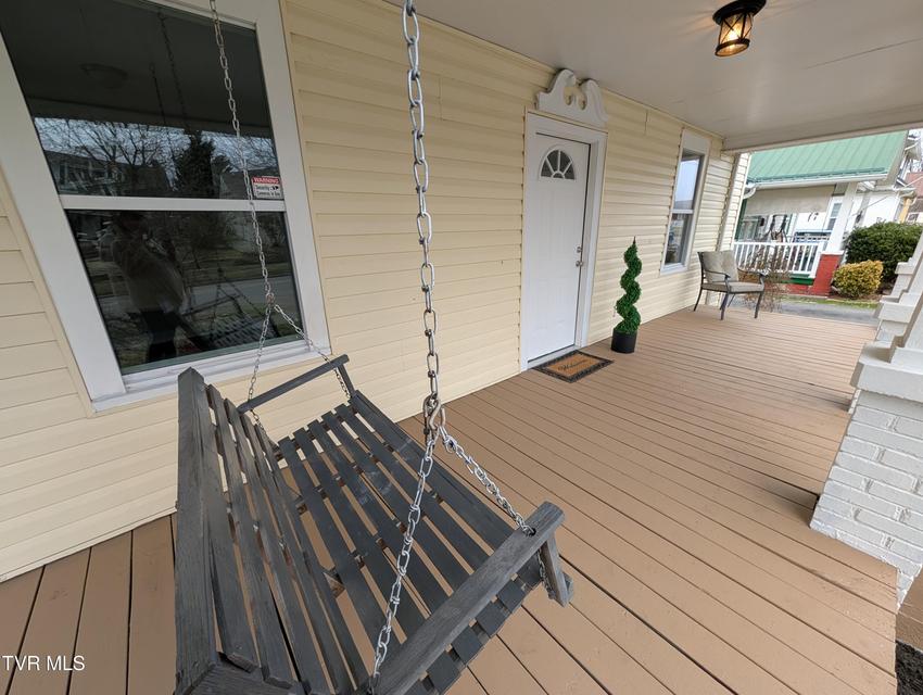 Photo #29: 1514 Sullivan Street