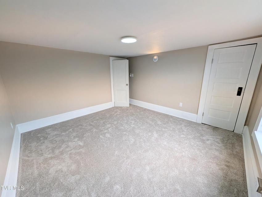 Photo #16: 1514 Sullivan Street