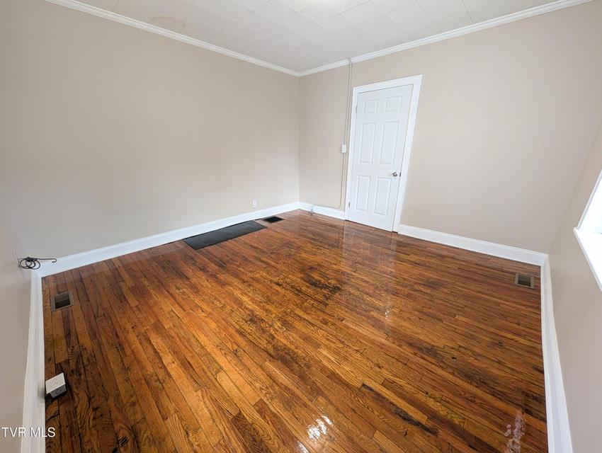 Photo #24: 1514 Sullivan Street