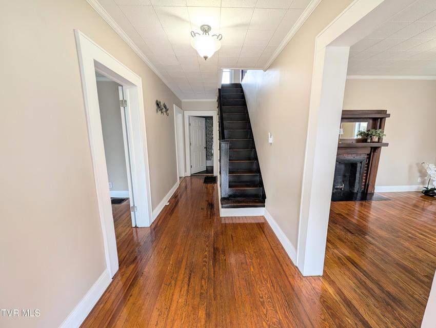 Photo #23: 1514 Sullivan Street