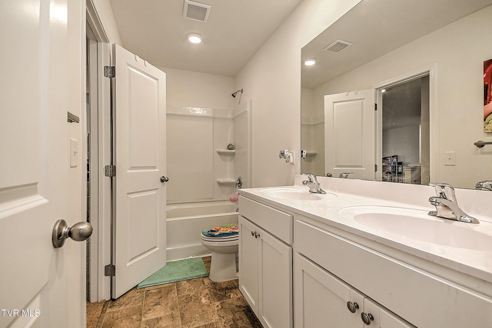 Photo #24: 6901 Wildlife Circle