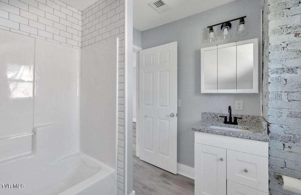 Photo #23: 1246 Center Street