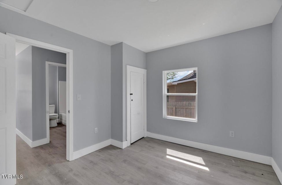 Photo #37: 1246 Center Street