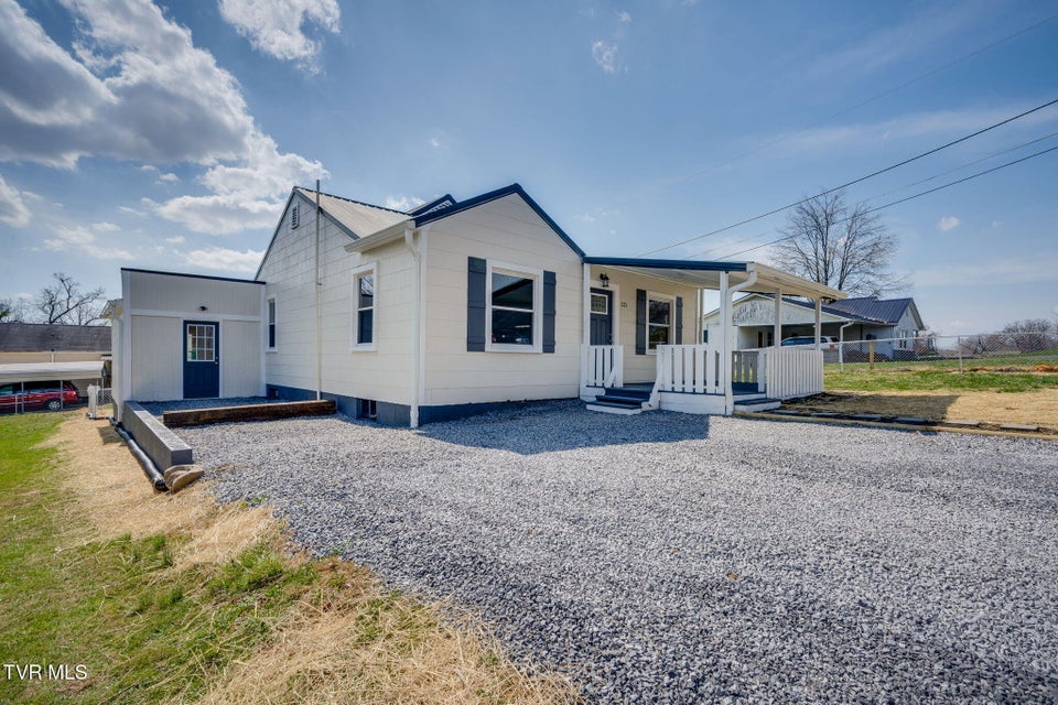 Photo #2: 1223 Wayne Street