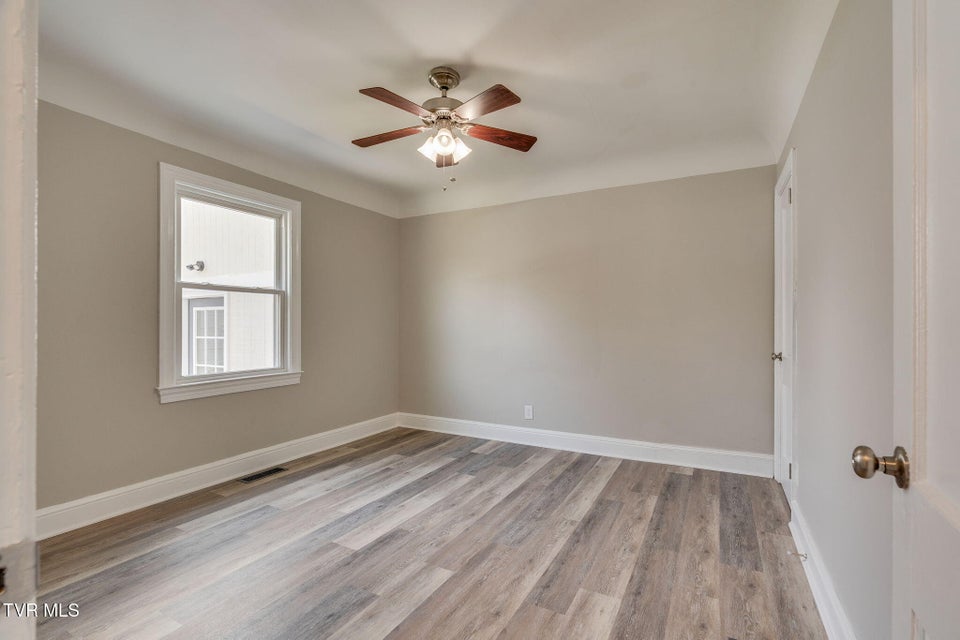 Photo #14: 1223 Wayne Street