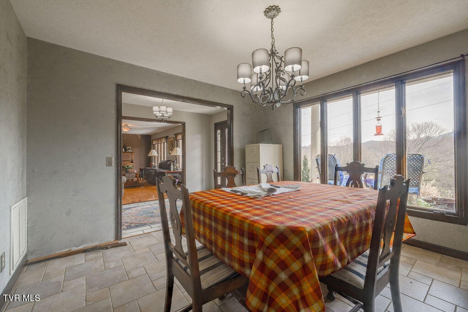 Photo #13: 250 Hummingbird Lane