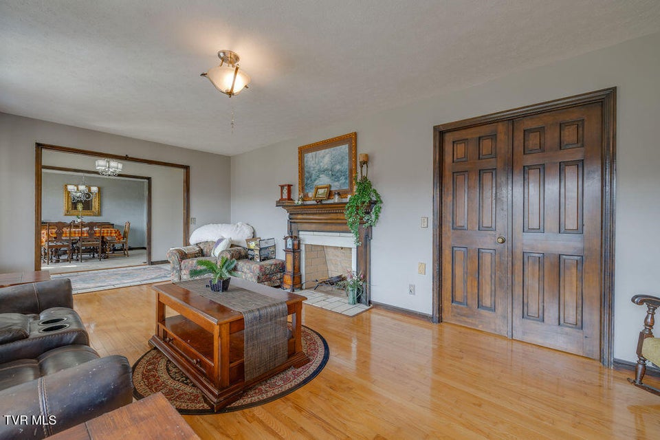 Photo #16: 250 Hummingbird Lane