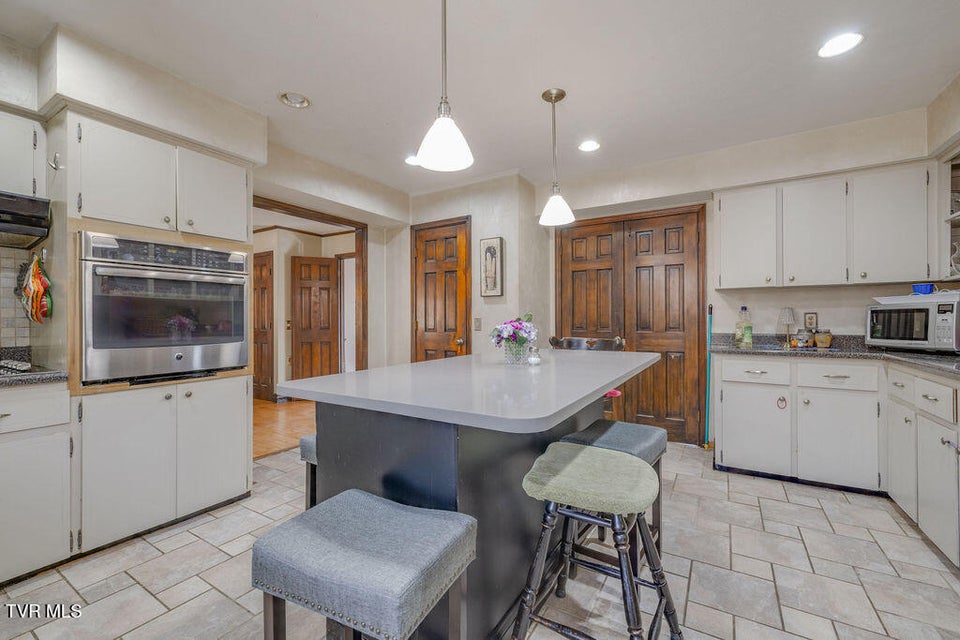 Photo #19: 250 Hummingbird Lane