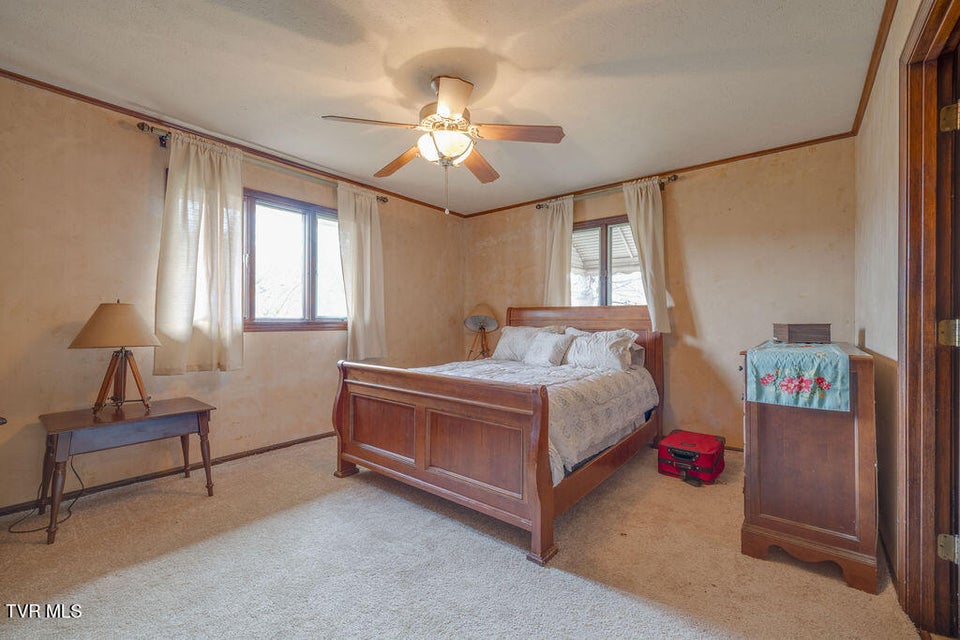 Photo #21: 250 Hummingbird Lane