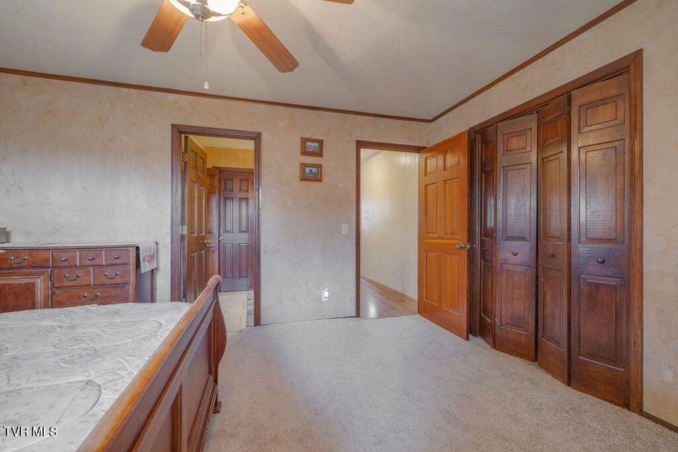 Photo #22: 250 Hummingbird Lane