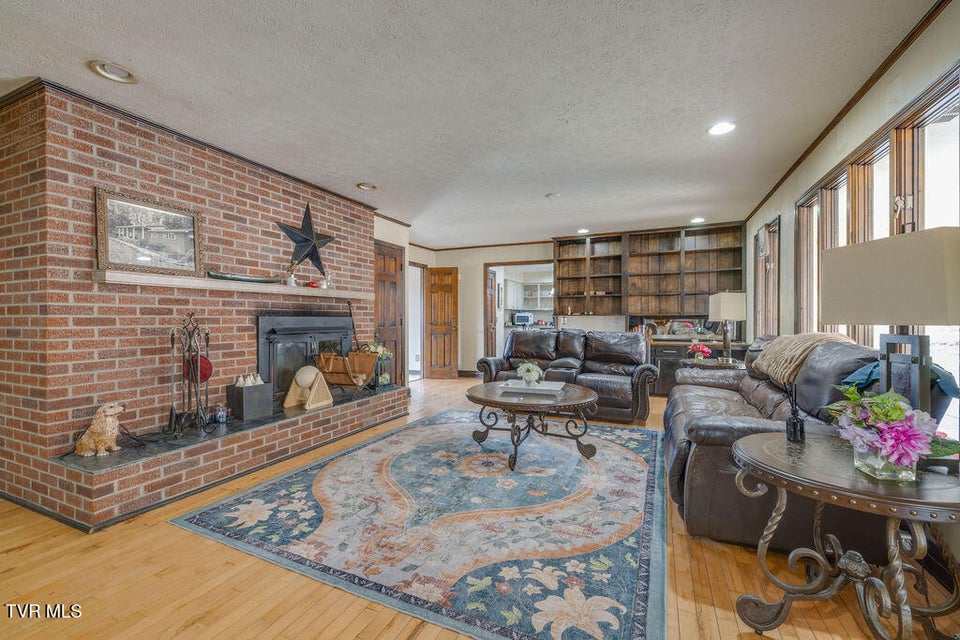 Photo #27: 250 Hummingbird Lane