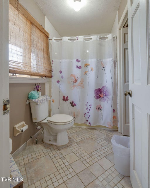 Photo #38: 250 Hummingbird Lane