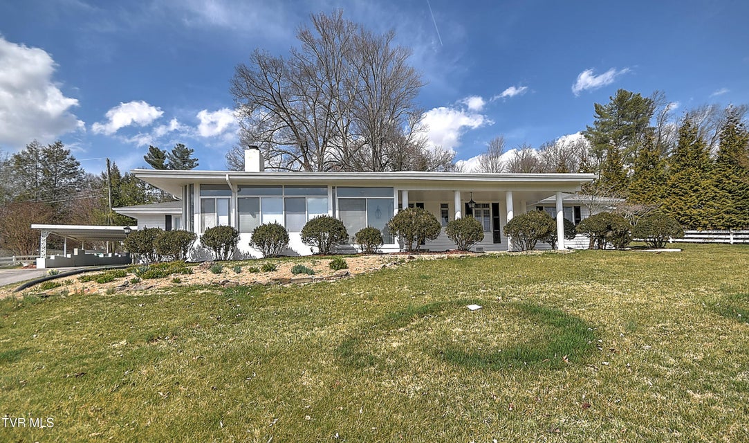 Photo #2: 502 Valley Drive