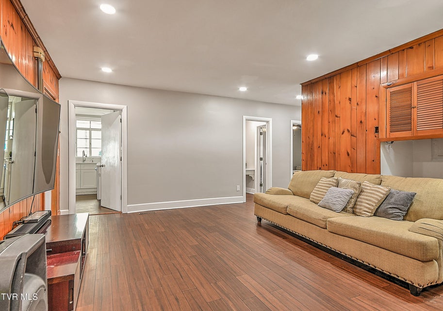 Photo #11: 502 Valley Drive