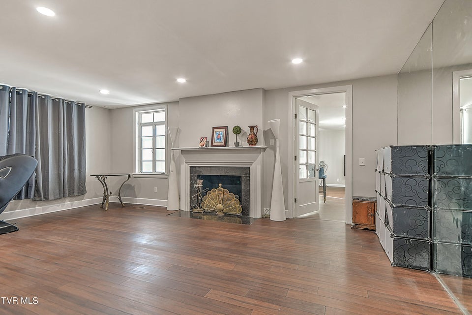 Photo #15: 502 Valley Drive