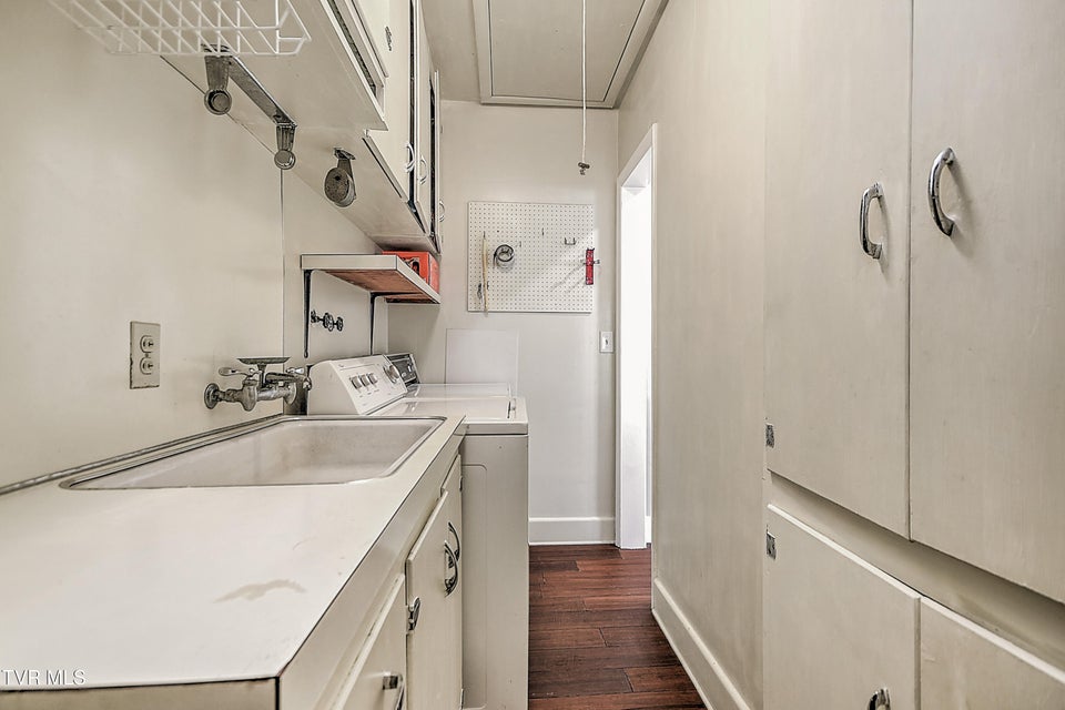 Photo #30: 502 Valley Drive