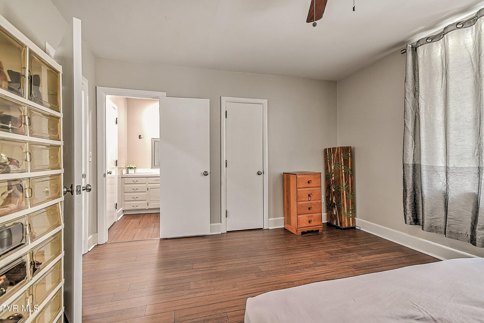 Photo #32: 502 Valley Drive