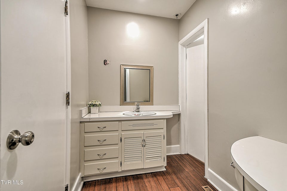 Photo #35: 502 Valley Drive