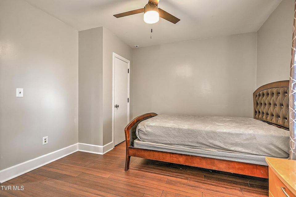 Photo #38: 502 Valley Drive