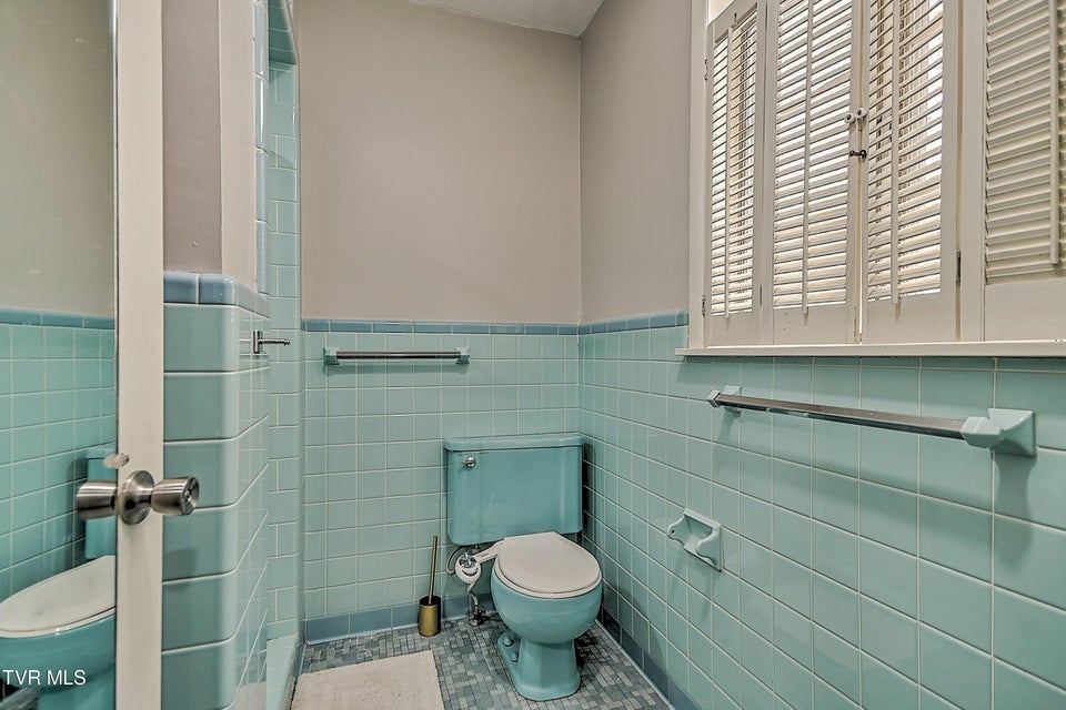 Photo #45: 502 Valley Drive