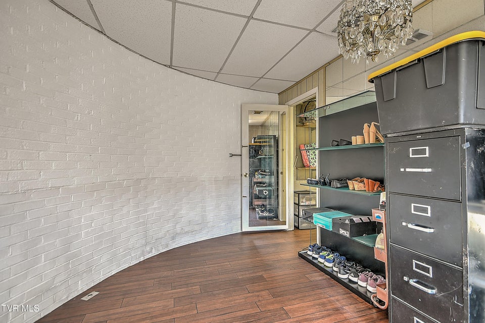 Photo #50: 502 Valley Drive