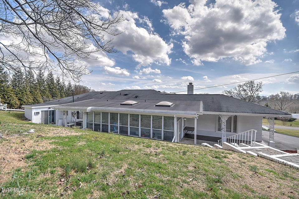 Photo #7: 502 Valley Drive