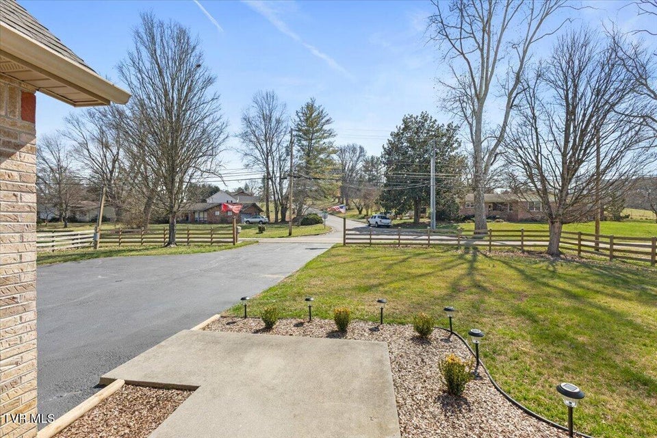 Photo #7: 171 Flourville Road