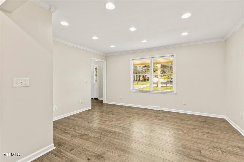 Photo #11: 171 Flourville Road