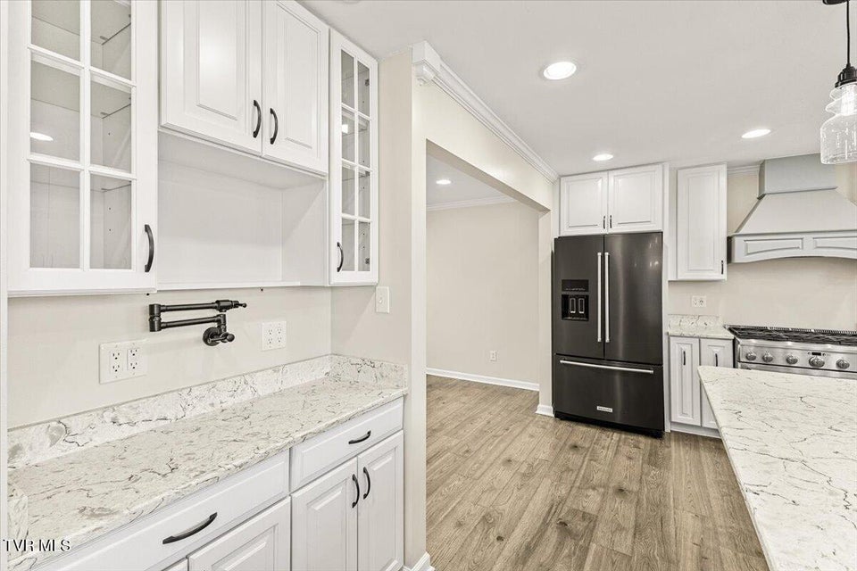 Photo #18: 171 Flourville Road