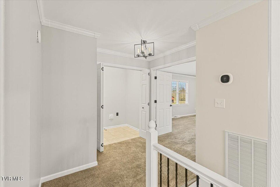 Photo #35: 171 Flourville Road