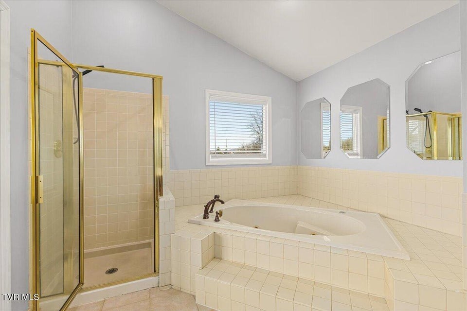 Photo #42: 171 Flourville Road