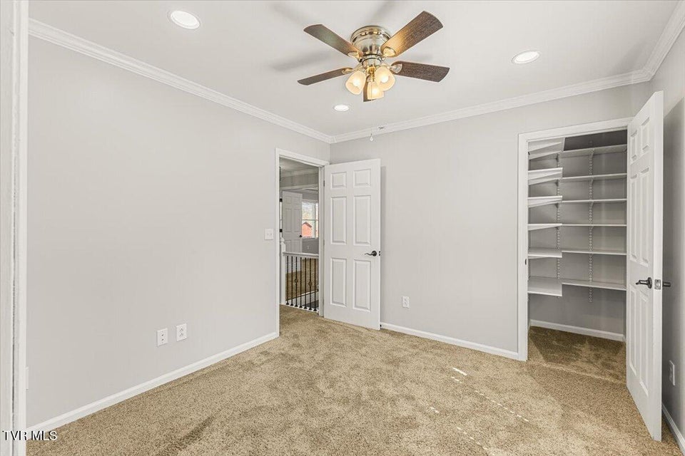 Photo #45: 171 Flourville Road