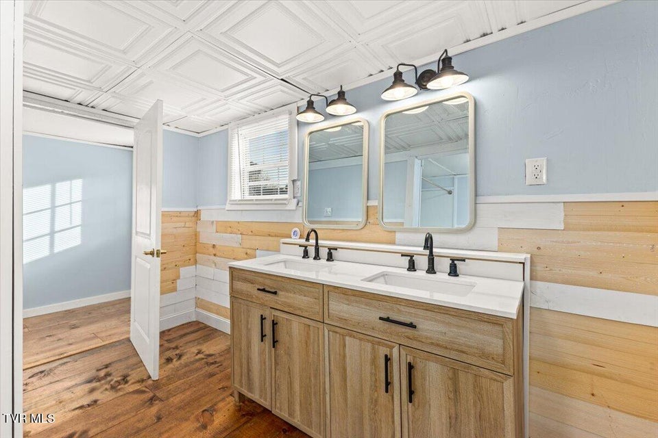 Photo #23: 455 Westin Drive