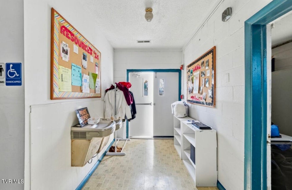 Photo #13: 300 Chilhowie Avenue