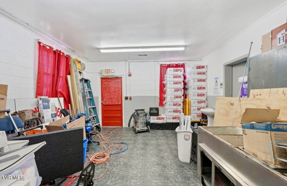 Photo #17: 300 Chilhowie Avenue